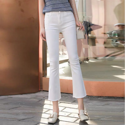 Charlestoni naiste heledad ja tumedad teksad