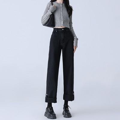 Ležerne ženske traperice s gumbima i džepom