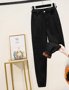 Νέο μοντέλο γυναικείο τζιν με πουπουλένια φόδρα