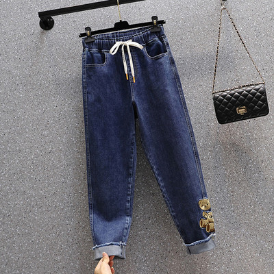 Plataus modelio moteriški džinsai su raišteliais ir siuvinėjimais