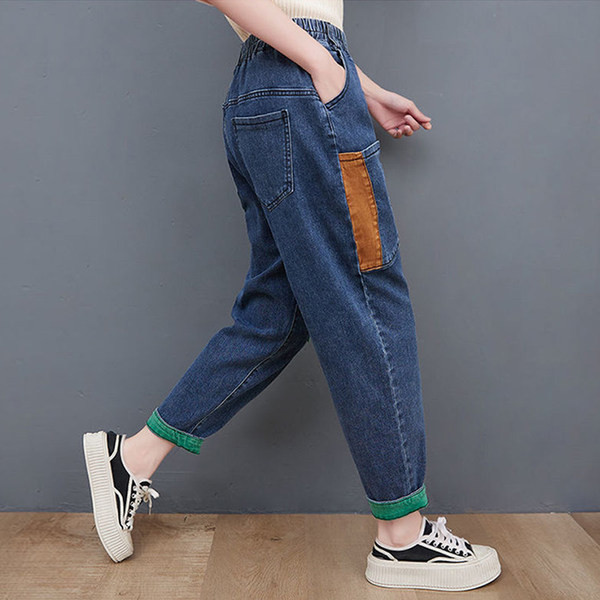 Naujas moteriškų plačių džinsų modelis su elastingu juosmeniu ir kišenėmis