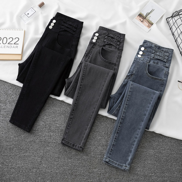 Naiste vabaaja teksad – kõrge vöökoha ja taskuga