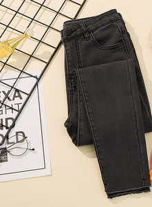 Γυναικείο τζιν με ψηλή μέση και ζεστή φόδρα νέο μοντέλο