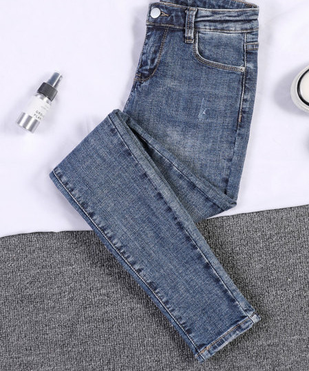 Blugi de damă cu talie înaltă