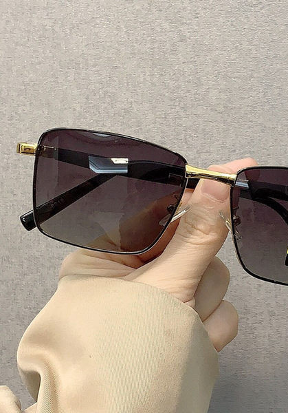 Ανδρικά γυαλιά ηλίου σε δύο χρώματα