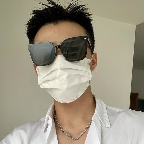 Ochelari de soare la modă pentru bărbați