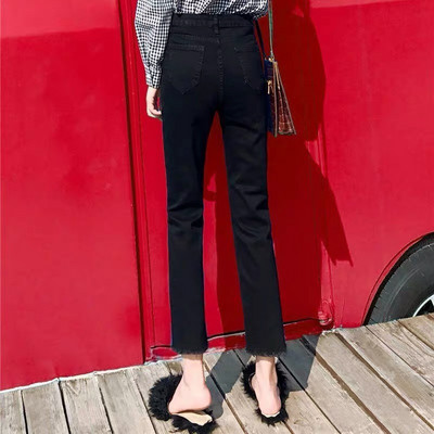 Γυναικείο καθαρό τζιν σε σκούρο χρώμα