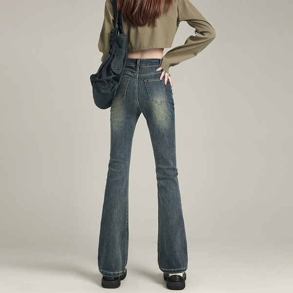 Γυναικείο slim fit τζιν με φαρδύ μπατζάκι και ψηλή μέση