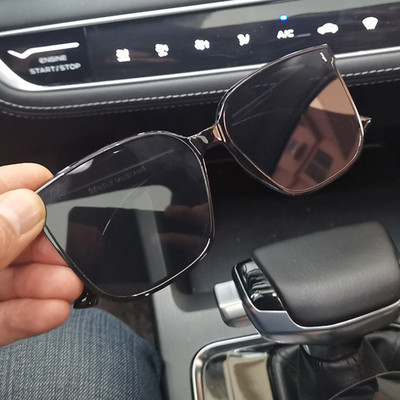 Ochelari de soare pătrați polarizați pentru bărbați