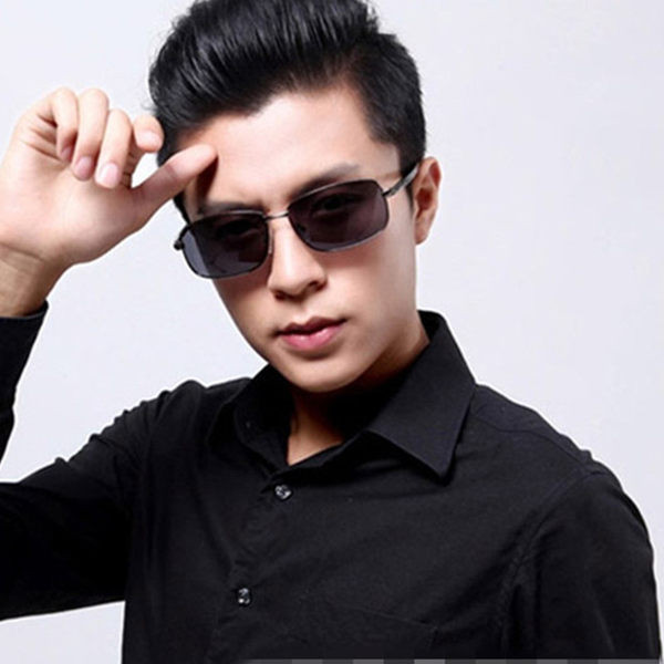 Ochelari de soare pentru bărbați - cu formă ovală și rame metalice