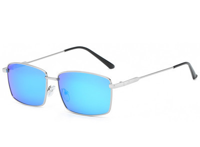 Un nou model de ochelari pentru bărbați cu formă pătrată