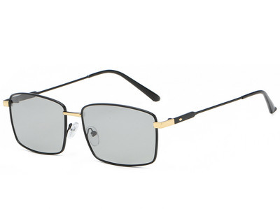 Un nou model de ochelari pentru bărbați cu formă pătrată