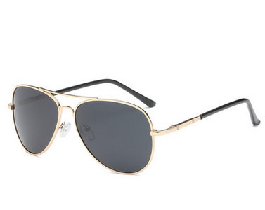 Moodsad UV-kaitsega meeste prillid