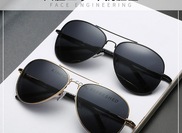 Moodsad UV-kaitsega meeste prillid