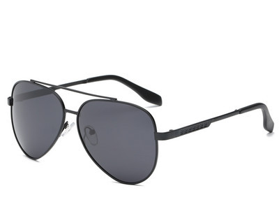 Μοντέρνα πολωμένα γυαλιά ηλίου με προστασία UV για άνδρες