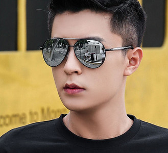 Μοντέρνα ανδρικά γυαλιά ηλίου κατάλληλα για οδήγηση