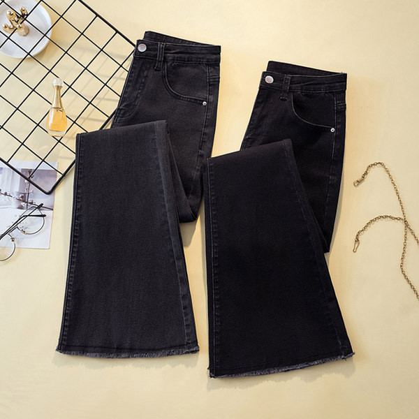 Charlestoni elastsed taskuga naiste teksad