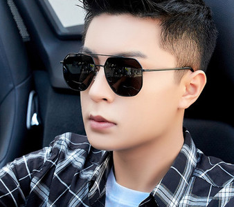 Ανδρικά γυαλιά casual με λεπτό μεταλλικό σκελετό