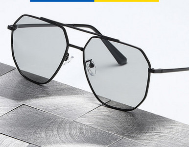 Ανδρικά γυαλιά casual με λεπτό μεταλλικό σκελετό