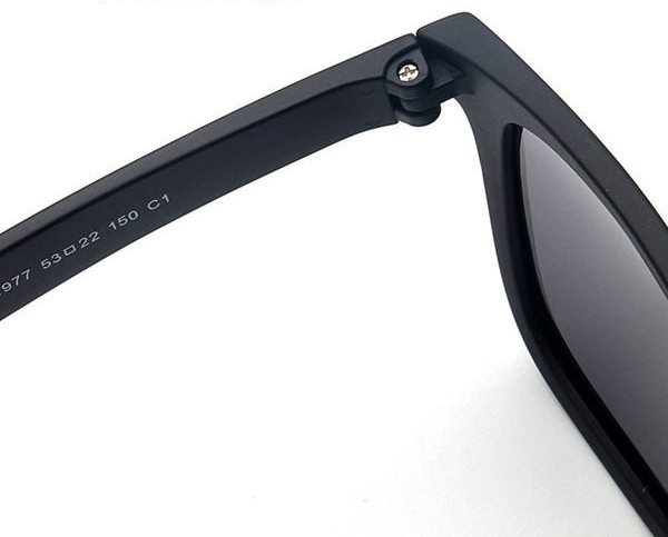 Μοντέρνα τετράγωνα γυαλιά ηλίου για άνδρες