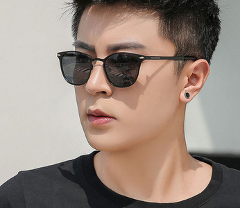 Μοντέρνα ανδρικά γυαλιά ηλίου με μεταλλικό σκελετό