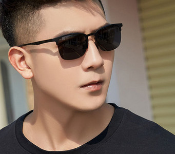 Ανδρικά μοντέρνα γυαλιά ηλίου - οβάλ σχήμα