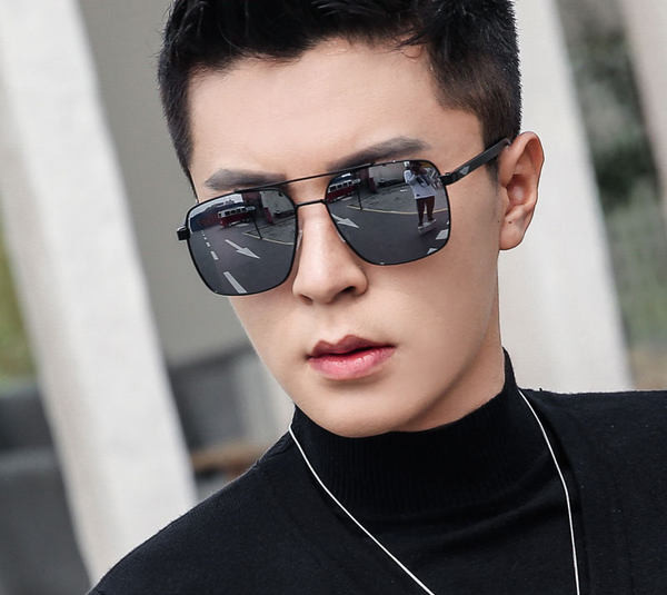 Praegused ruudukujulised meeste prillid