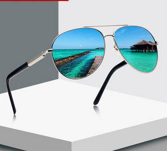 Νέο μοντέλο γυαλιών ηλίου με προστασία UV