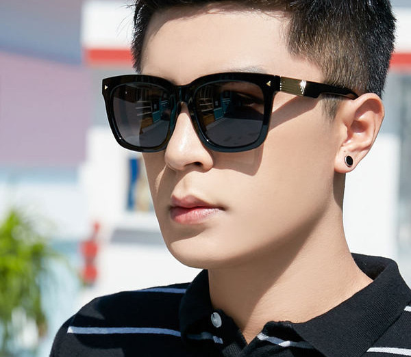 Meeste vabaaja mustad – päikeseprillid