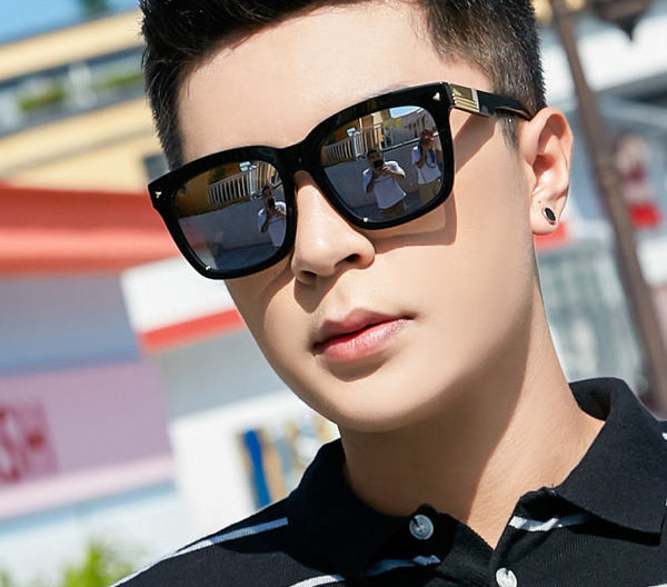 Meeste vabaaja mustad – päikeseprillid