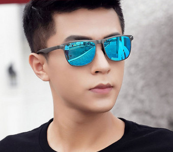 UV-kaitsega igapäevase mudeli meeste prillid