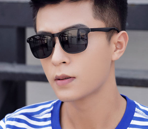 UV-kaitsega igapäevase mudeli meeste prillid