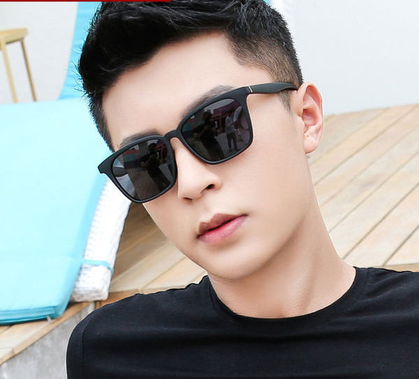 Uus meeste prillide mudel - ruudu kujuga