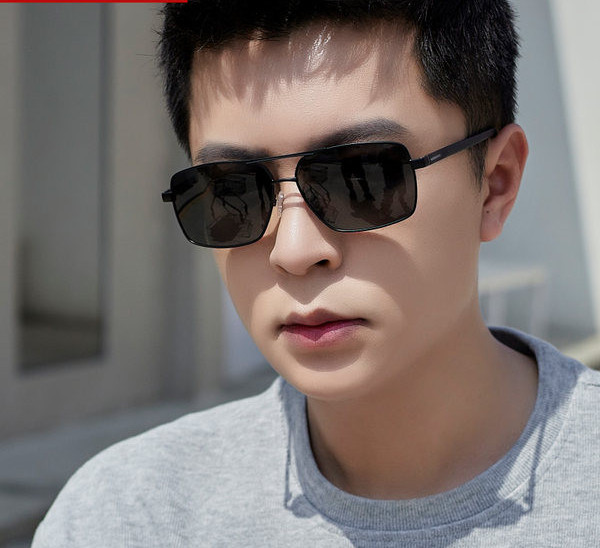 Värvimuutuse ja UV-kaitsega meeste päikeseprillid