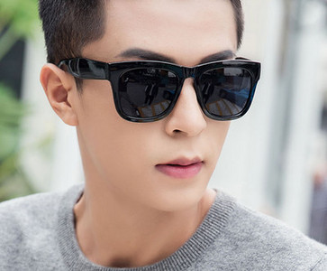 Retro plastraamiga meeste kandilised päikeseprillid