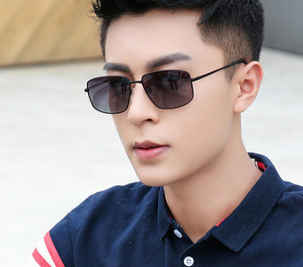 Τρέχοντα γυαλιά ηλίου με φακούς καθρέφτη