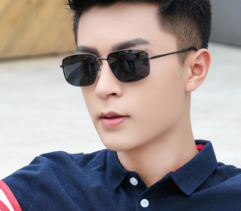 Τρέχοντα γυαλιά ηλίου με φακούς καθρέφτη