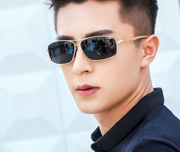 Μοντέρνα ανδρικά γυαλιά ηλίου κατάλληλα για οδήγηση