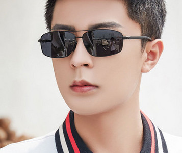 Μοντέρνα ανδρικά γυαλιά ηλίου κατάλληλα για οδήγηση