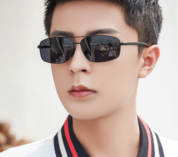 Μοντέρνα ανδρικά γυαλιά ηλίου κατάλληλα για οδήγηση