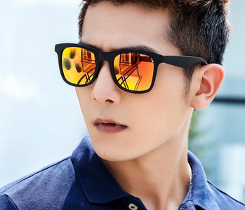 Ochelari actuali pentru bărbați cu efect de oglindă