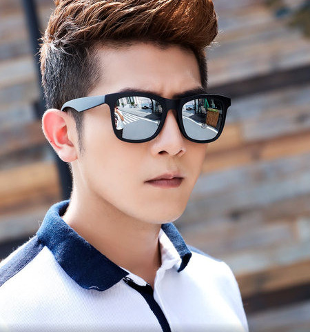 Ochelari actuali pentru bărbați cu efect de oglindă