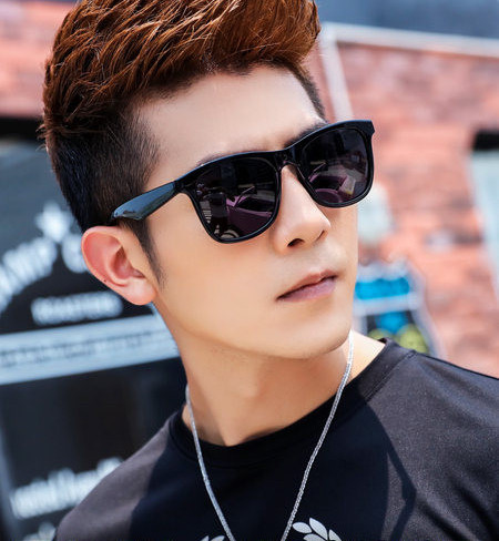 Ochelari actuali pentru bărbați cu efect de oglindă