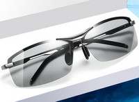 Ležerne muške sunčane naočale