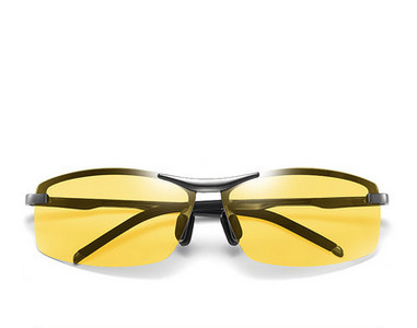 Ležerne muške sunčane naočale