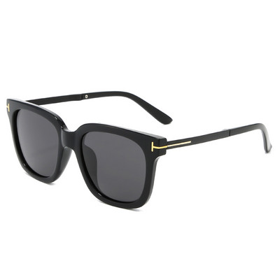 Ochelari de soare pentru bărbați - în diferite culori