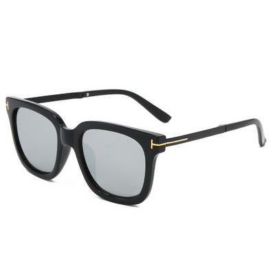 Ochelari de soare pentru bărbați - în diferite culori