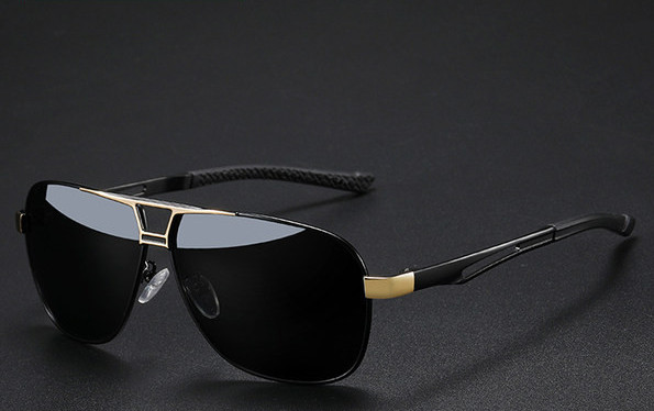 Ochelari de soare eleganti pentru barbati