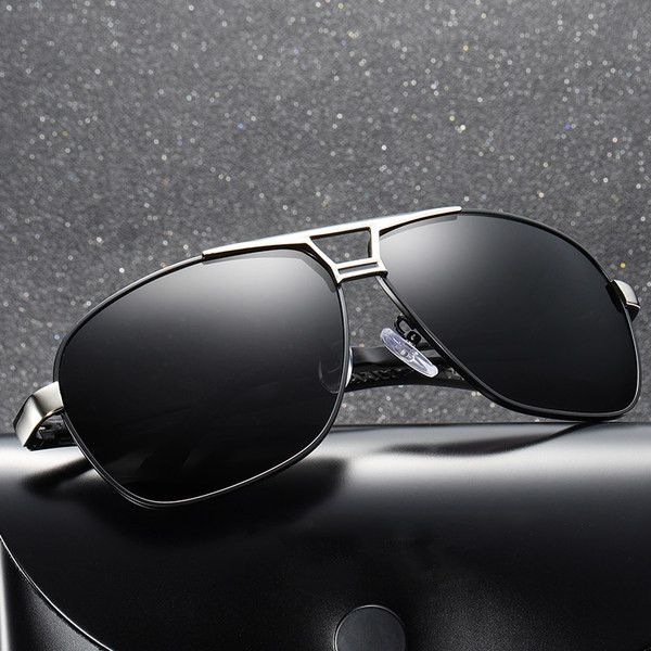 Ochelari de soare eleganti pentru barbati