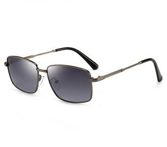 Μοντέρνα ανδρικά γυαλιά με τετράγωνο σχήμα